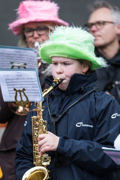 Bild 96 - Latuff Umzug